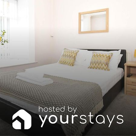 Wistaston House By Yourstays 5 Double Bedrooms And 2 Bathrooms, Great For Groups! Book Now! Кру Экстерьер фото
